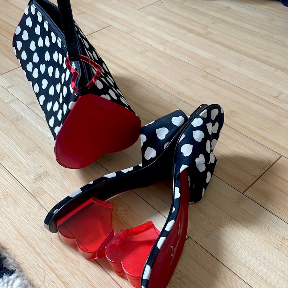 Ramon Tenza heart heels and matching purse